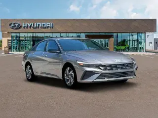 Hyundai ELANTRA 2025 SEL Sport 4dr Sedán