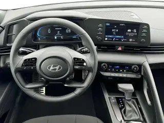Hyundai ELANTRA 2025 SEL Sport 4dr Sedán