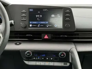 Hyundai ELANTRA 2025 SEL Sport 4dr Sedán