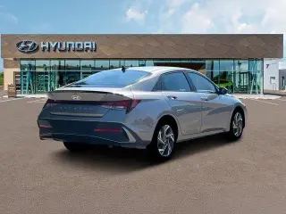 Hyundai ELANTRA 2025 SEL Sport 4dr Sedán
