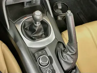 Mazda MX-5 Miata 2016 Grand Touring 2dr Convertible 6M