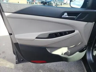 Hyundai TUCSON 2017 AWD SE SUV 4 puertas