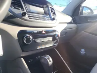 Hyundai TUCSON 2017 AWD SE SUV 4 puertas