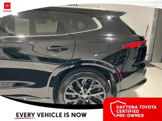 Toyota Crown Signia 2025 AWD Limited 4dr Crossover