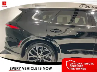 Toyota Crown Signia 2025 AWD Limited 4dr Crossover