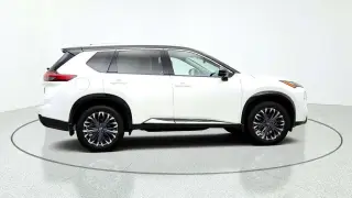 Nissan Rogue 2024 AWD Platinum 4dr Crossover