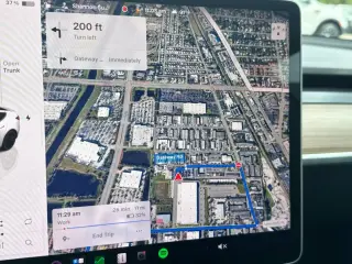 Tesla Model 3 2023 AWD Performance 4dr Sedán