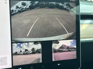 Tesla Model 3 2023 AWD Performance 4dr Sedán