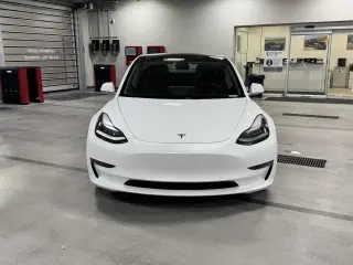 Tesla Model 3 2018 AWD Long Range 4dr Fastback