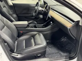 Tesla Model 3 2018 AWD Long Range 4dr Fastback