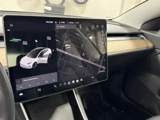Tesla Model 3 2018 AWD Long Range 4dr Fastback