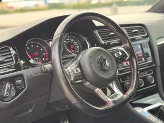 2019 Volkswagen GOLF GTI