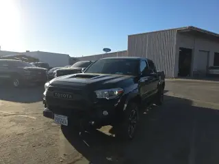 Toyota Tacoma 2017 4x2 TRD Sport 4dr Double Cab 5.0 ft SB