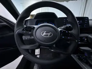 Hyundai ELANTRA 2026 SEL Sport 4dr Sedán