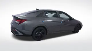 Hyundai ELANTRA 2026 SEL Sport 4dr Sedán