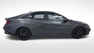 Hyundai ELANTRA 2026 SEL Sport 4dr Sedán
