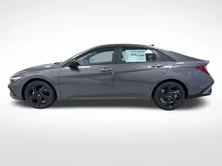Hyundai ELANTRA 2026 SEL Sport 4dr Sedán