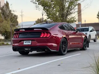 2018 Ford MUSTANG