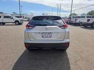 Mitsubishi Eclipse Cross 2024 AWD ES 4 puertas Crossover