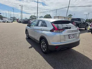 Mitsubishi Eclipse Cross 2024 AWD ES 4 puertas Crossover