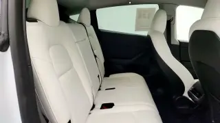 Tesla Model Y 2023 AWD 4dr Crossover