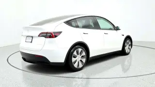 Tesla Model Y 2023 AWD 4dr Crossover