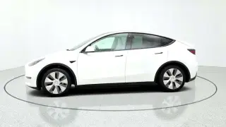 Tesla Model Y 2023 AWD 4dr Crossover