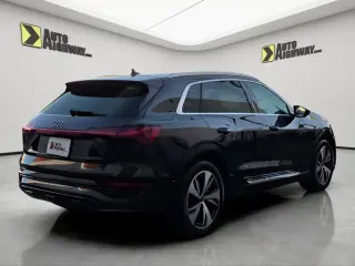 2024 Audi Q8 E-TRON
