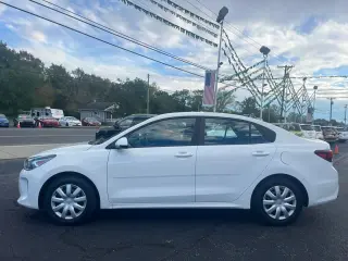 2019 KIA RIO