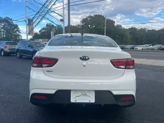 2019 KIA RIO
