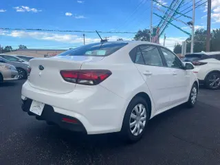 2019 KIA RIO