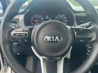 2019 KIA RIO