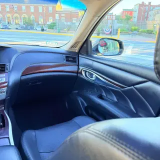2017 Infiniti Q70