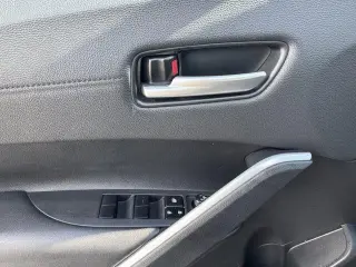 Toyota Corolla Cross 2024 XLE 4dr Crossover