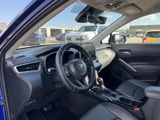 Toyota Corolla Cross 2024 XLE 4dr Crossover