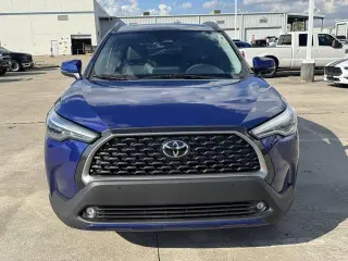 Toyota Corolla Cross 2024 XLE 4dr Crossover