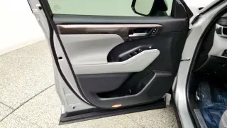 Toyota Highlander 2023 L 4 SUV