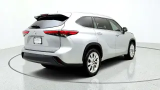 Toyota Highlander 2023 L 4 SUV