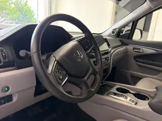 Honda Ridgeline 2025 AWD RTL 4dr Crew Cab 5.3 ft. SB