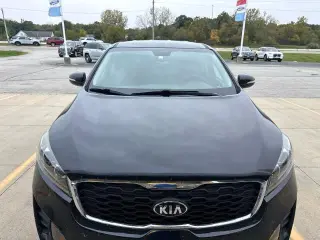 Kia Sorento 2019 AWD S con motor V6 de 4 puertas SUV