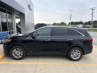 Kia Sorento 2019 AWD S con motor V6 de 4 puertas SUV