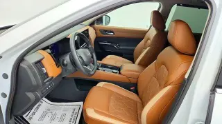 Nissan Pathfinder 2026 AWD Platinum 4dr SUV