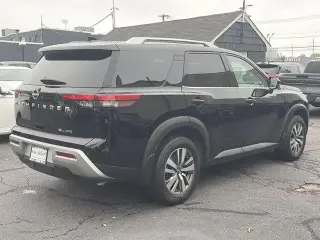 Nissan Pathfinder 2025 AWD SL 4dr SUV