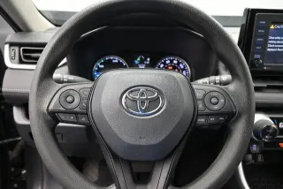 Toyota RAV4 Híbrido 2022 AWD XLE 4dr SUV