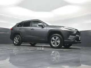 Toyota RAV4 Híbrido 2022 AWD XLE 4dr SUV