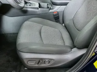 Toyota RAV4 Híbrido 2024 AWD XLE 4dr SUV