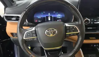 Toyota Highlander 2023 AWD Limited 4dr SUV