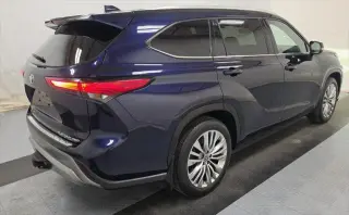 Toyota Highlander 2023 AWD Limited 4dr SUV
