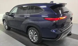 Toyota Highlander 2023 AWD Limited 4dr SUV