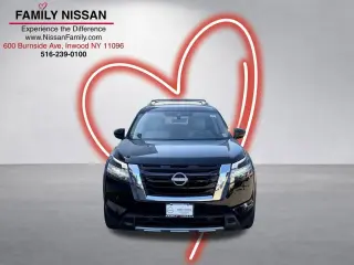 Nissan Pathfinder 2023 AWD SL 4dr SUV